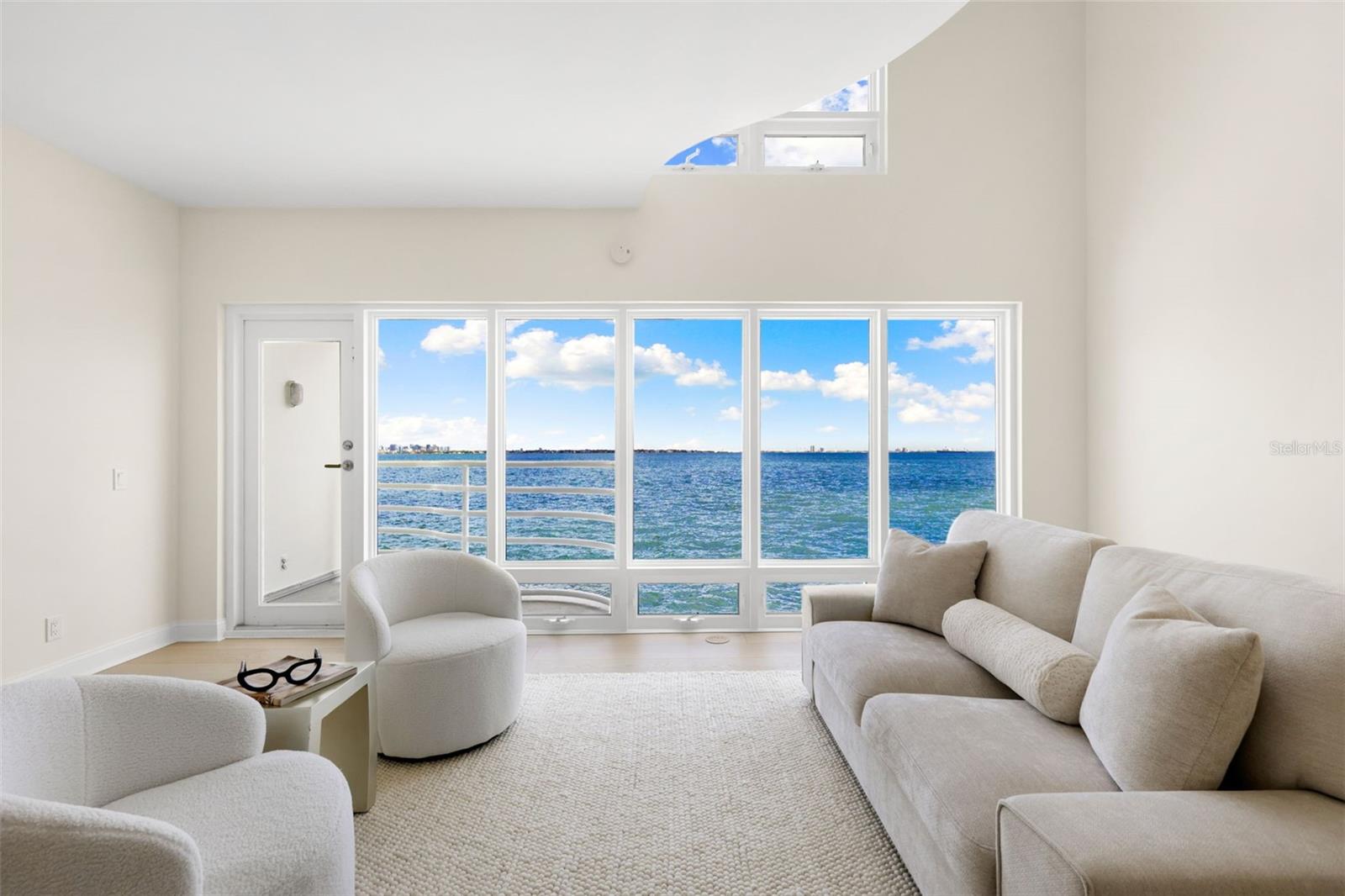 4950 Bayshore Blvd #23 Property Photo 6