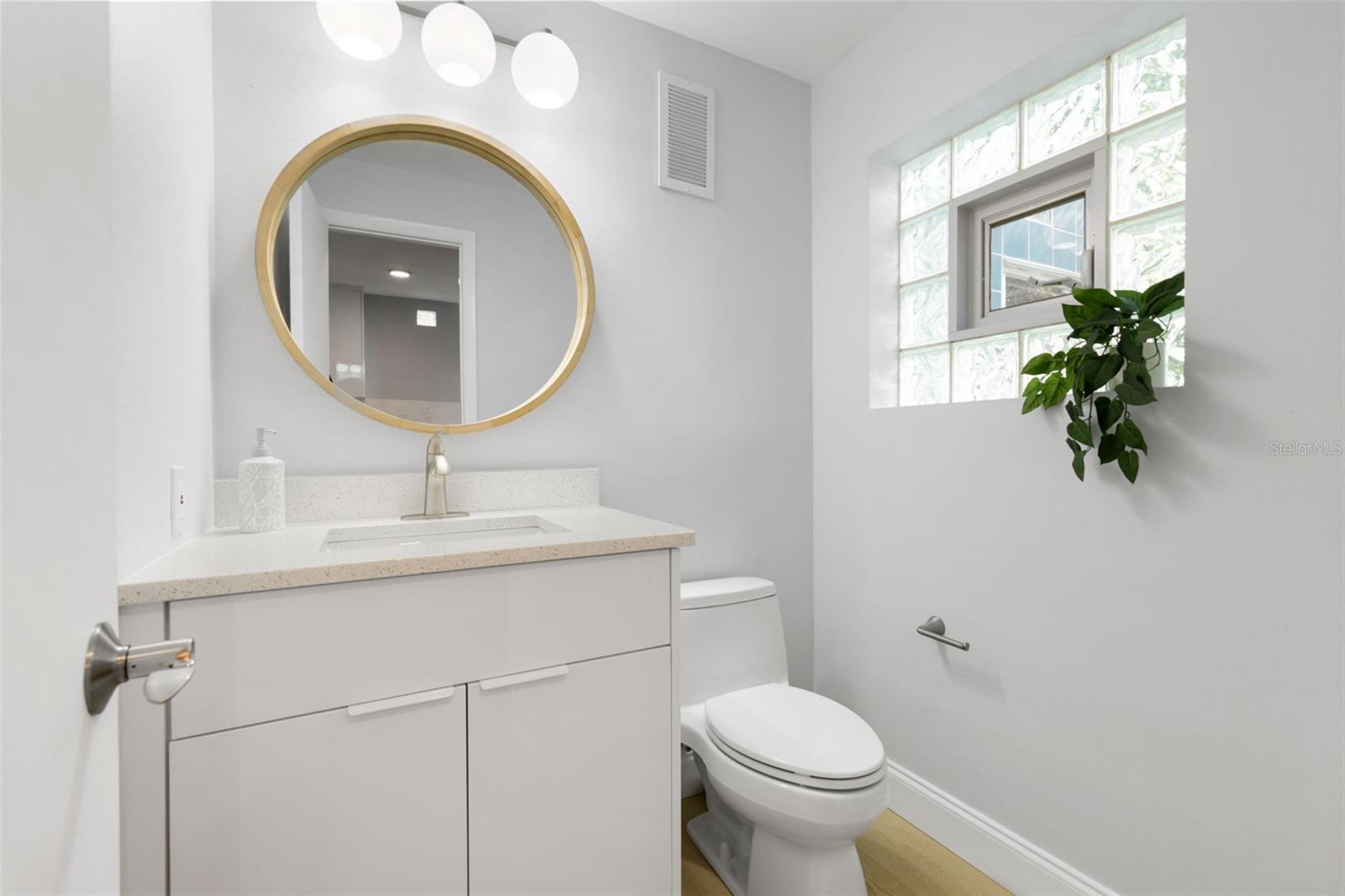 4950 Bayshore Blvd #23 Property Photo 14