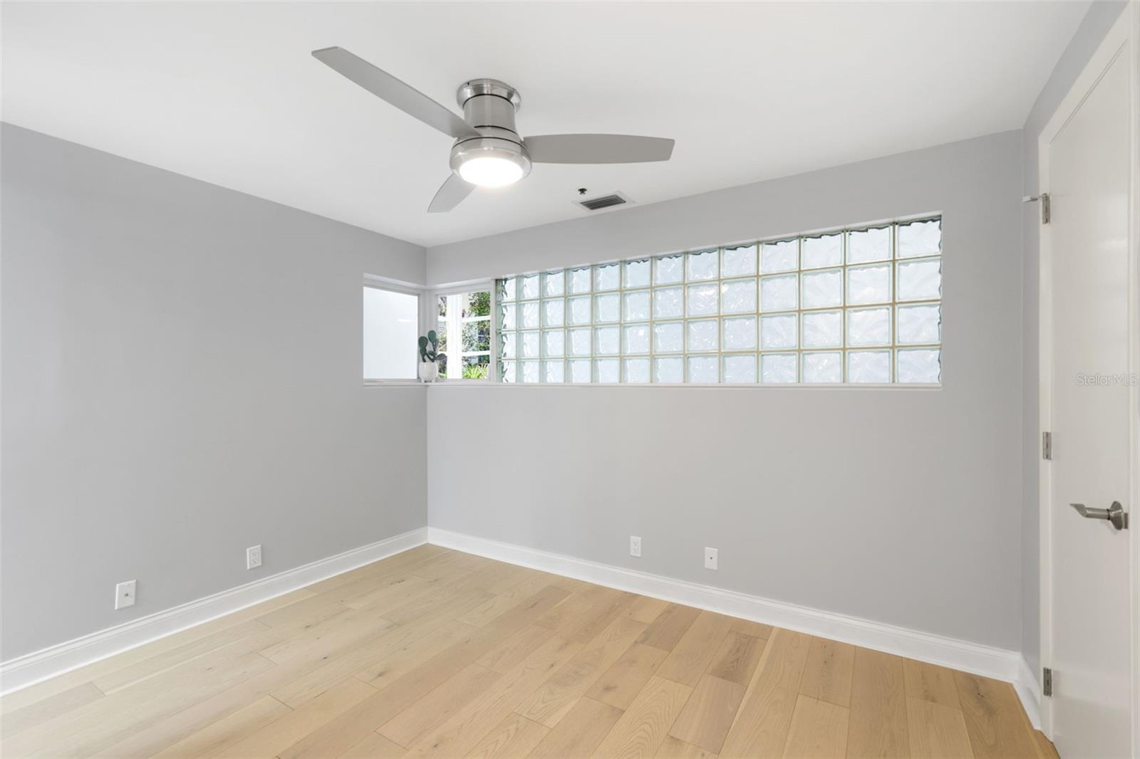 4950 Bayshore Blvd #23 Property Photo 18