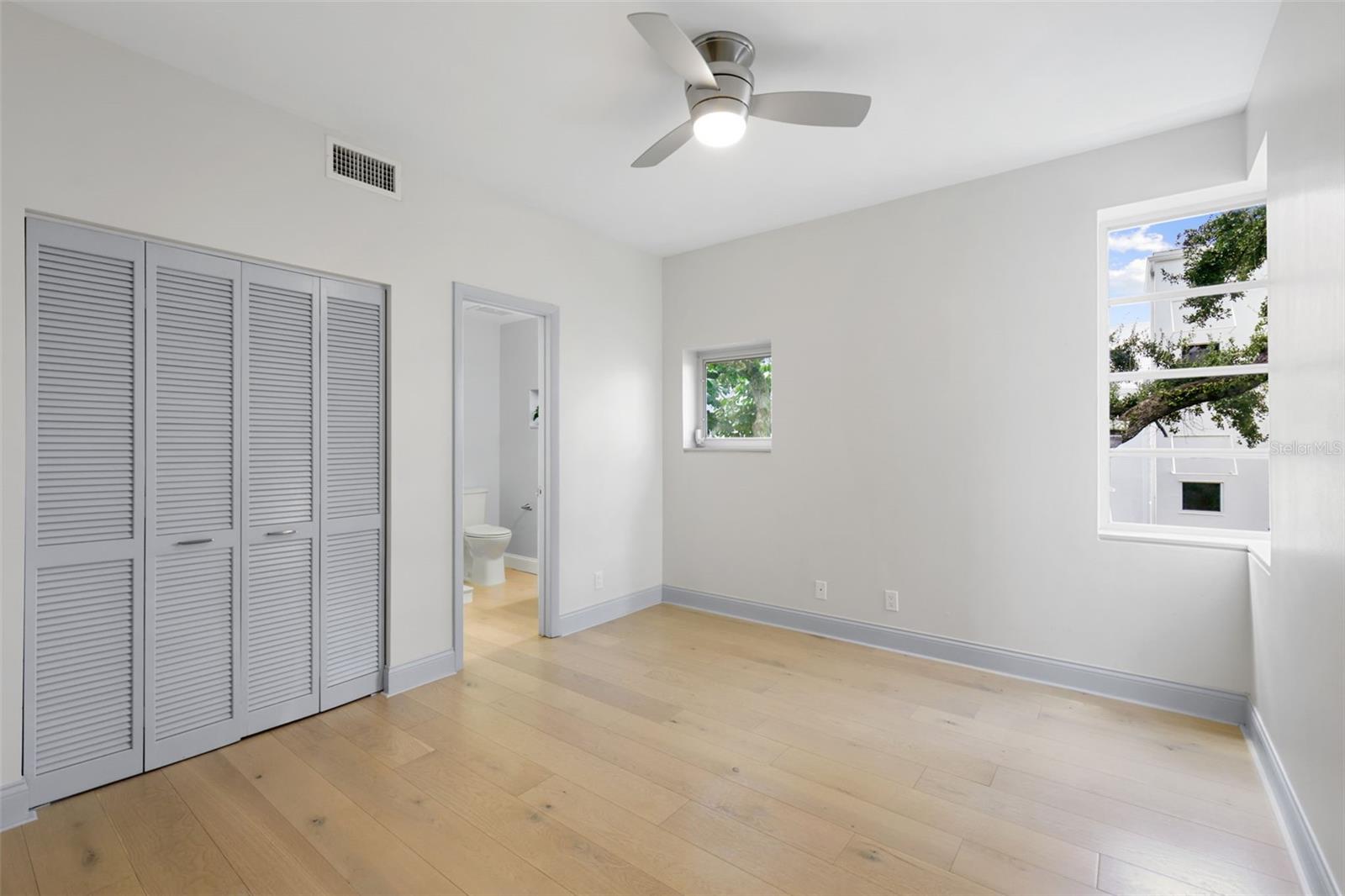 4950 Bayshore Blvd #23 Property Photo 22