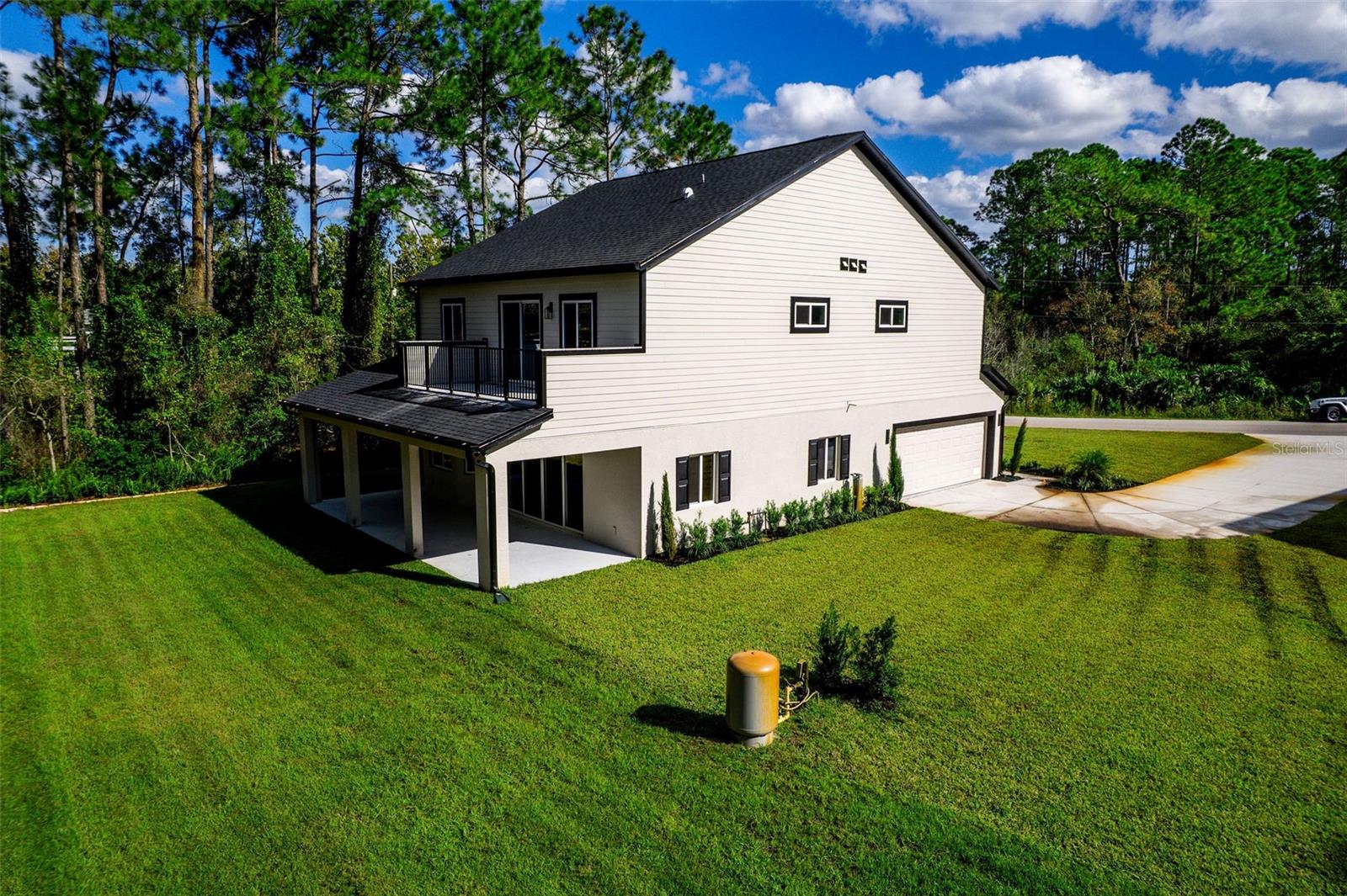 310 Mitnik Dr Property Photo 6