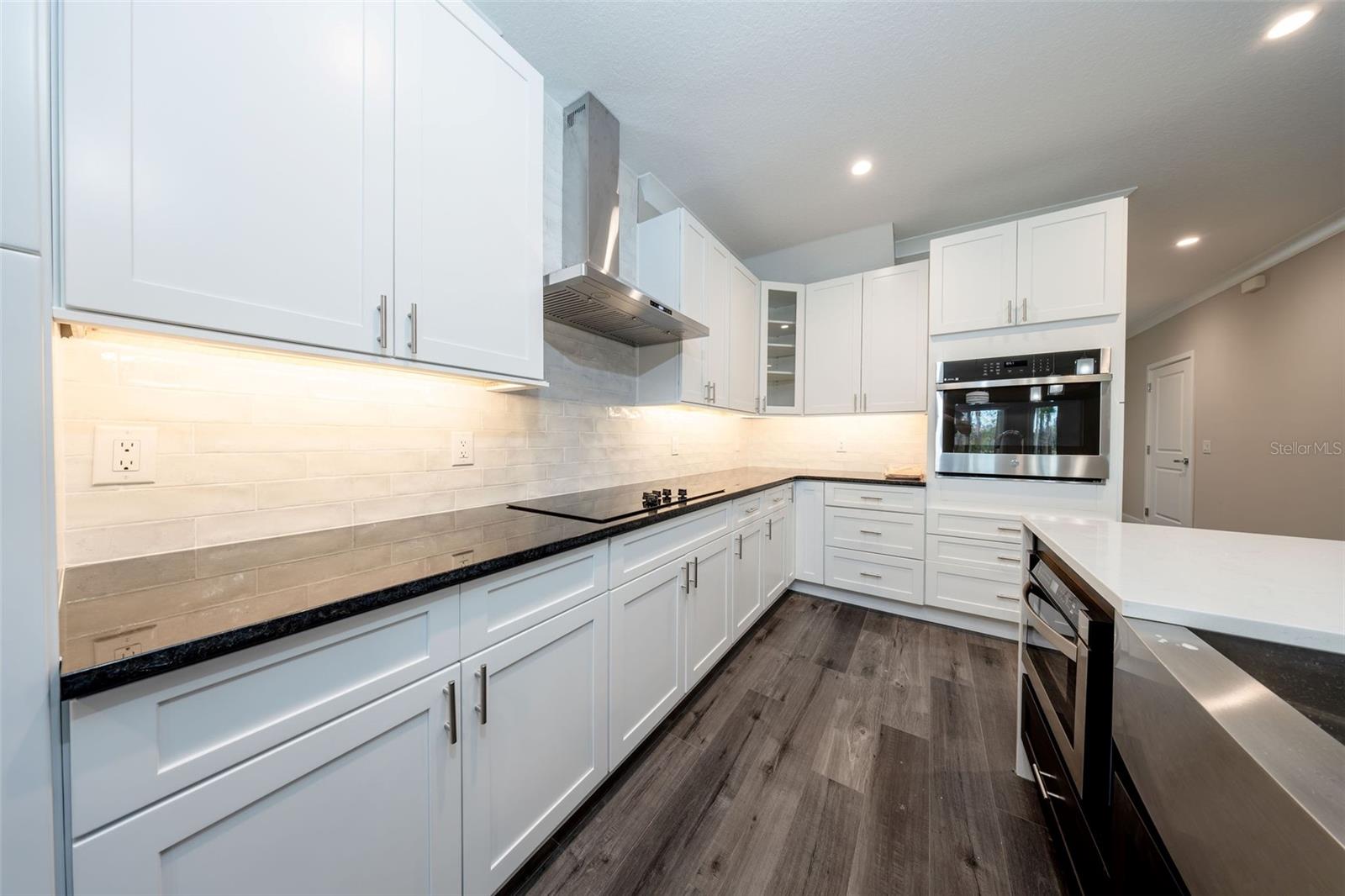 310 Mitnik Dr Property Photo 20