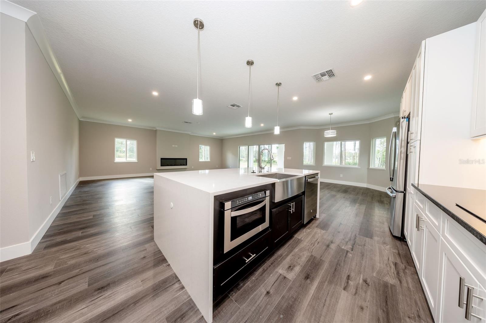 310 Mitnik Dr Property Photo 21