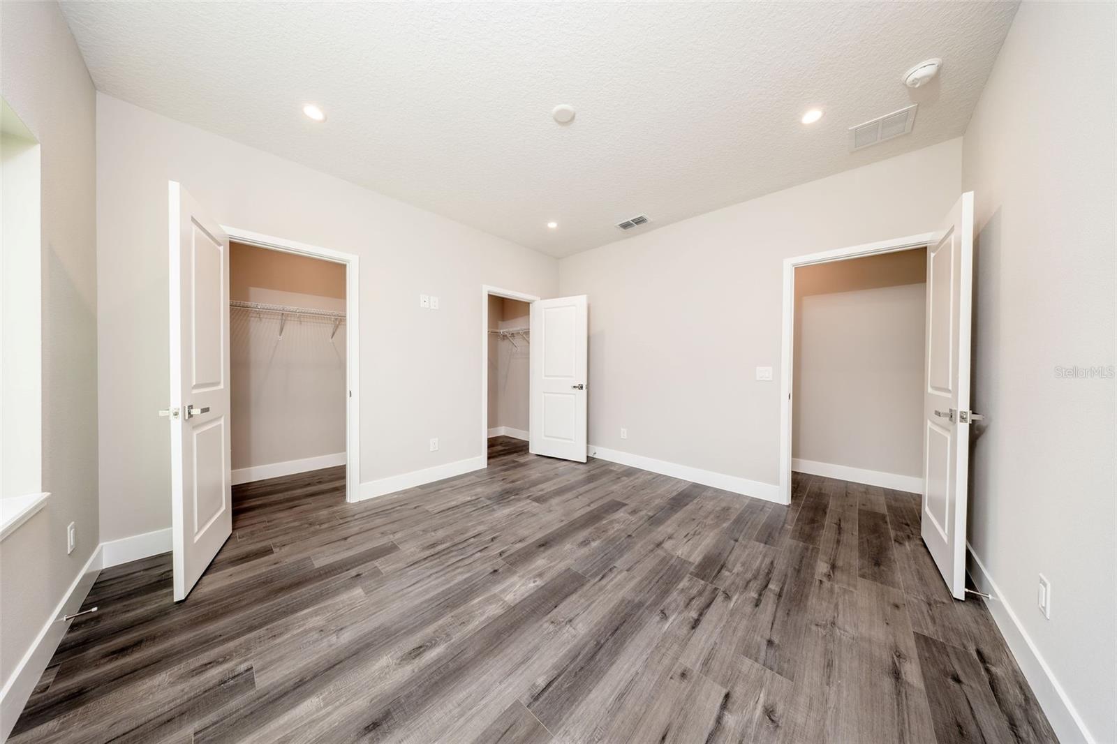 310 Mitnik Dr Property Photo 30