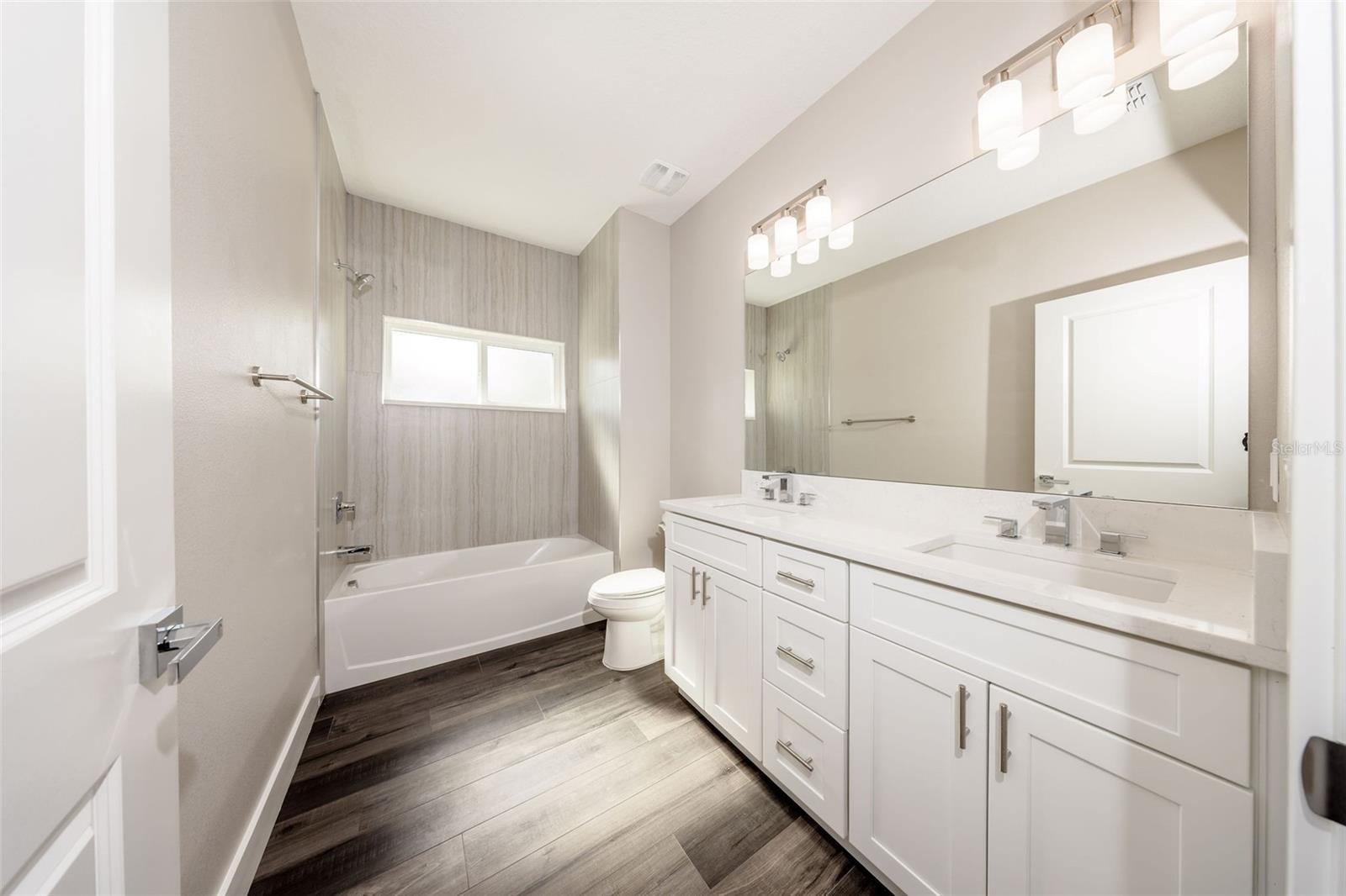 310 Mitnik Dr Property Photo 31