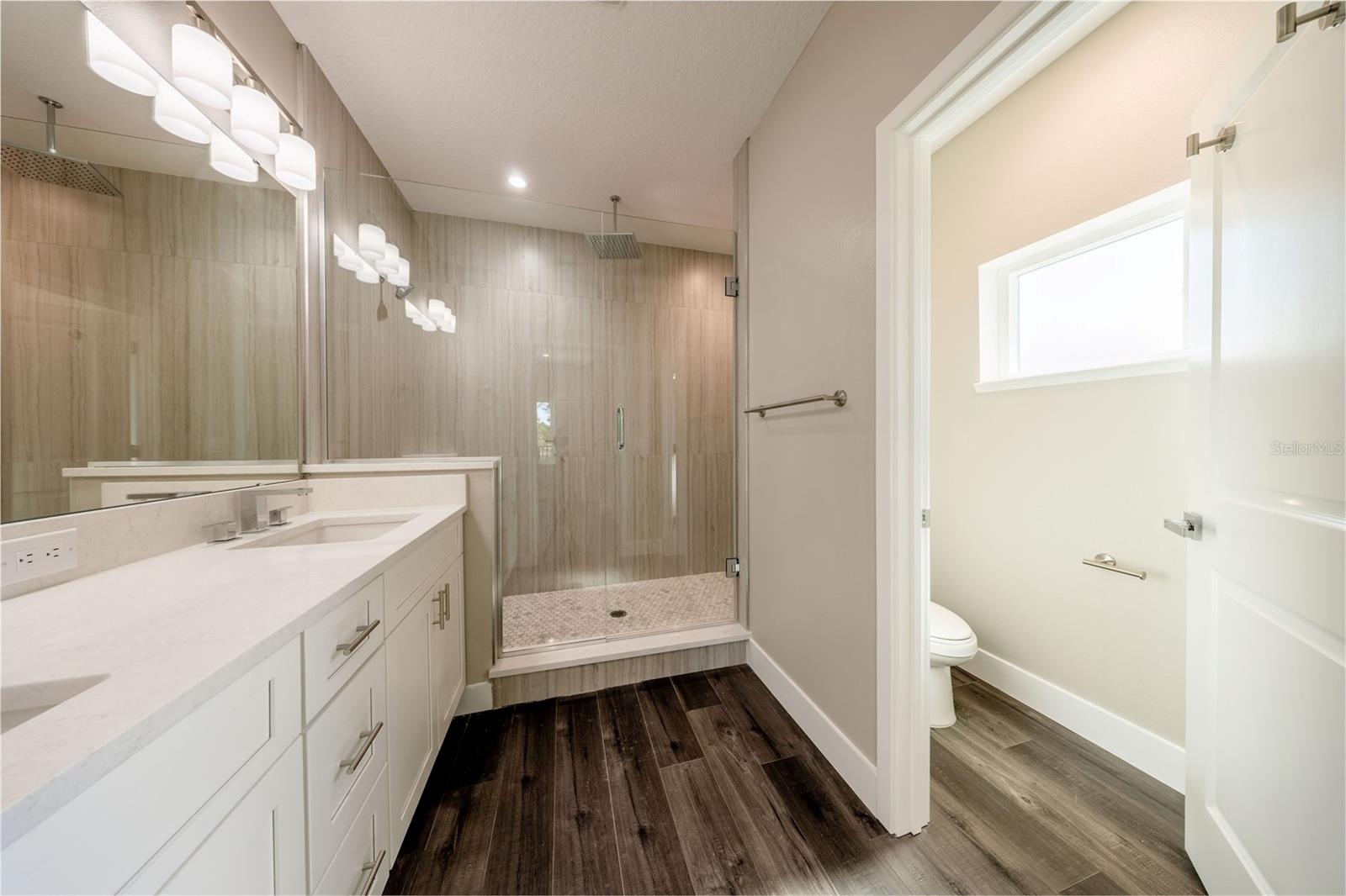 310 Mitnik Dr Property Photo 38