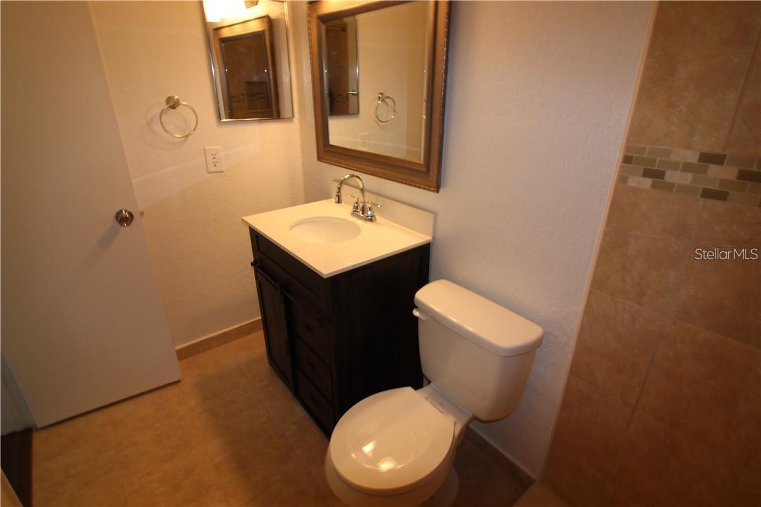 4400 Thornbriar Ln #a202 Property Photo 26