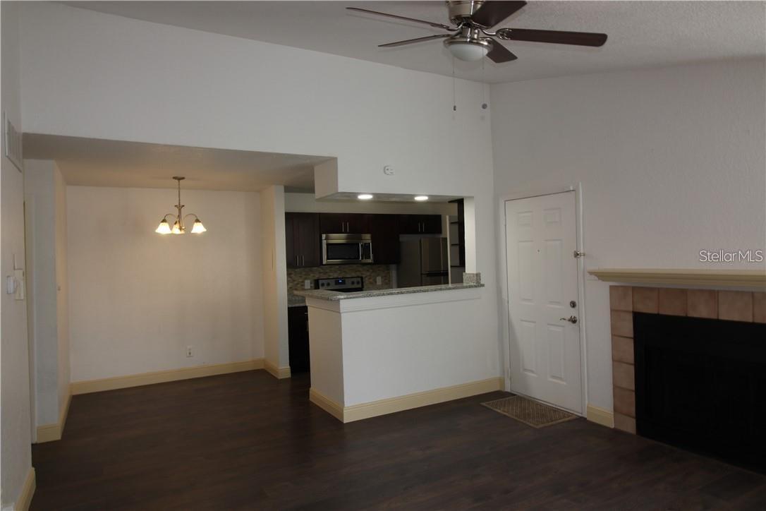 4400 Thornbriar Ln #a202 Property Photo 27