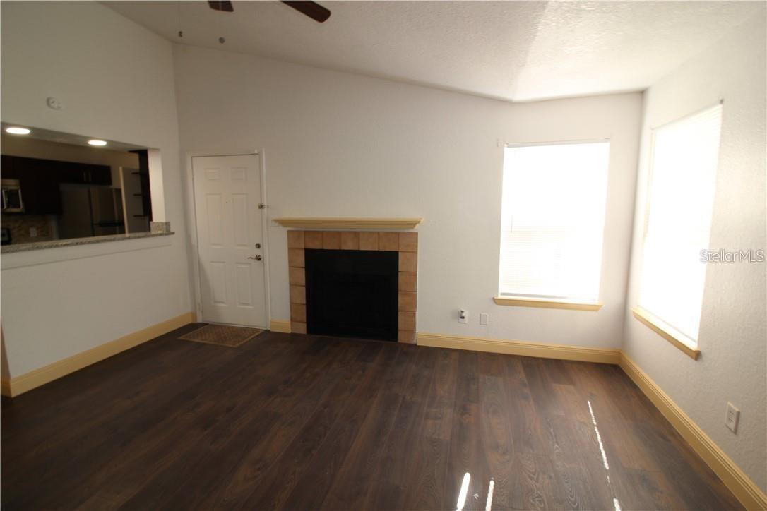 4400 Thornbriar Ln #a202 Property Photo 32