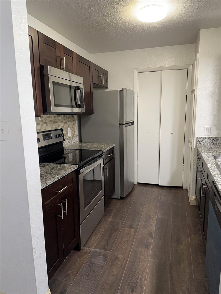 4400 Thornbriar Ln #a202 Property Photo 39
