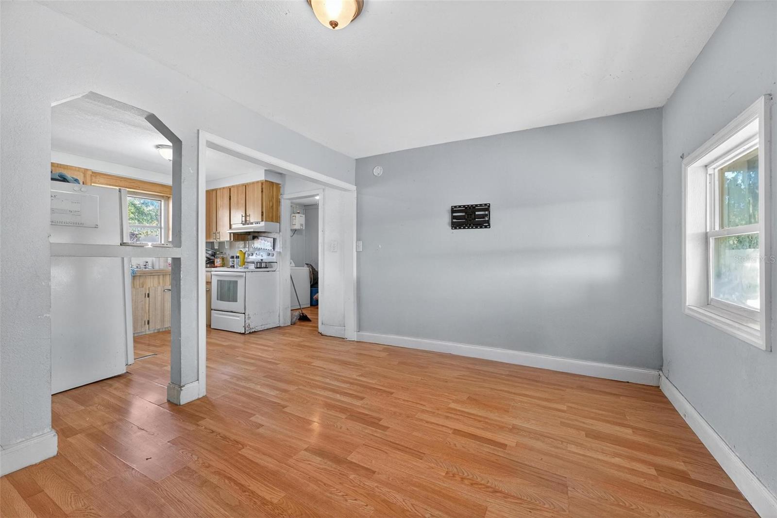 2206 Shirah Rd Property Photo 3