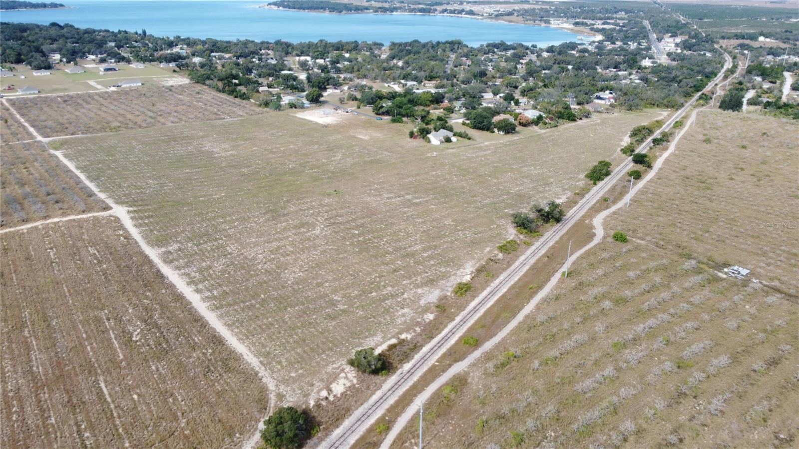 1/4 Mountain Dr Property Photo 5