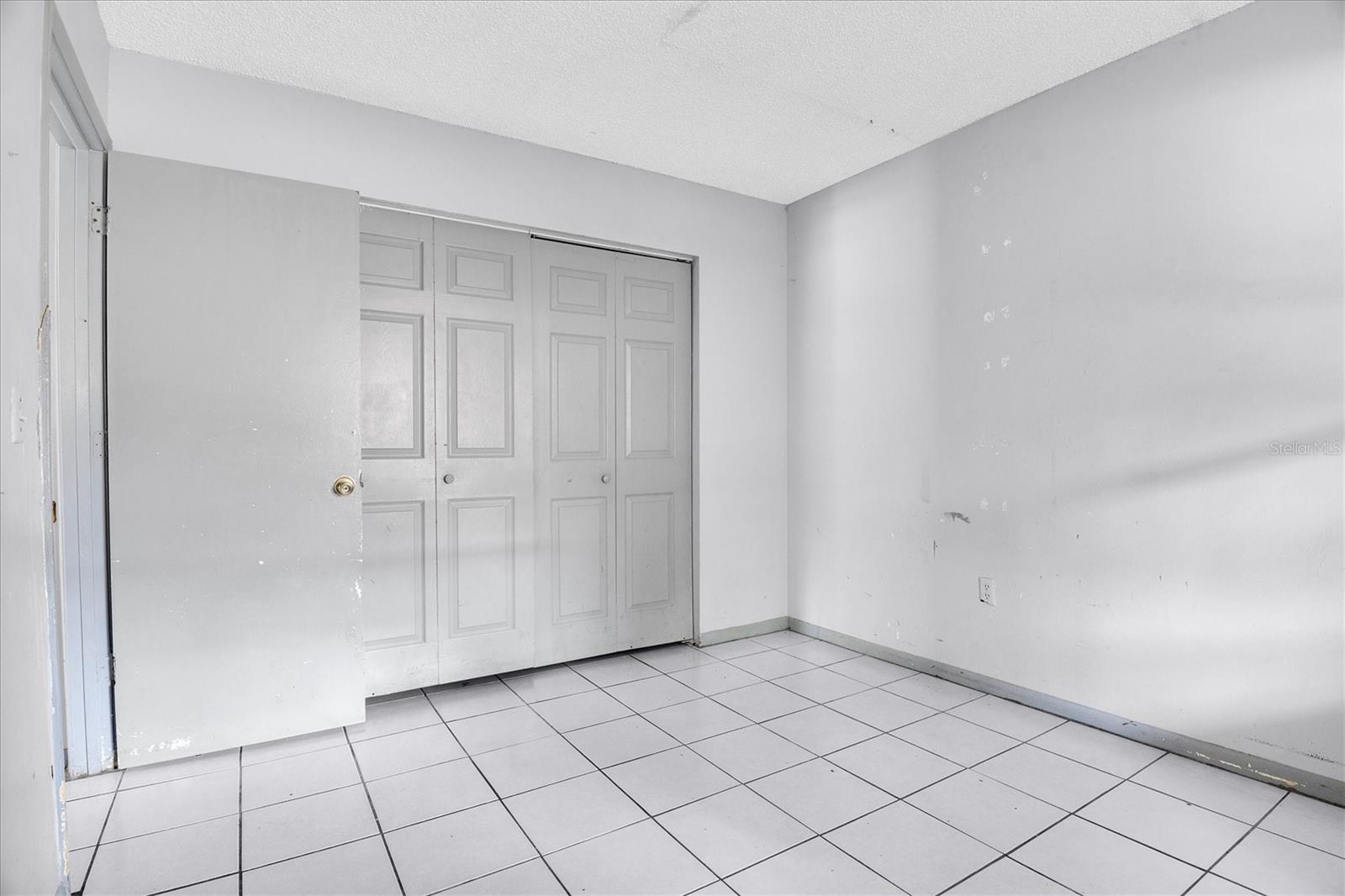 2464 Chestnut Woods Dr Property Photo 7