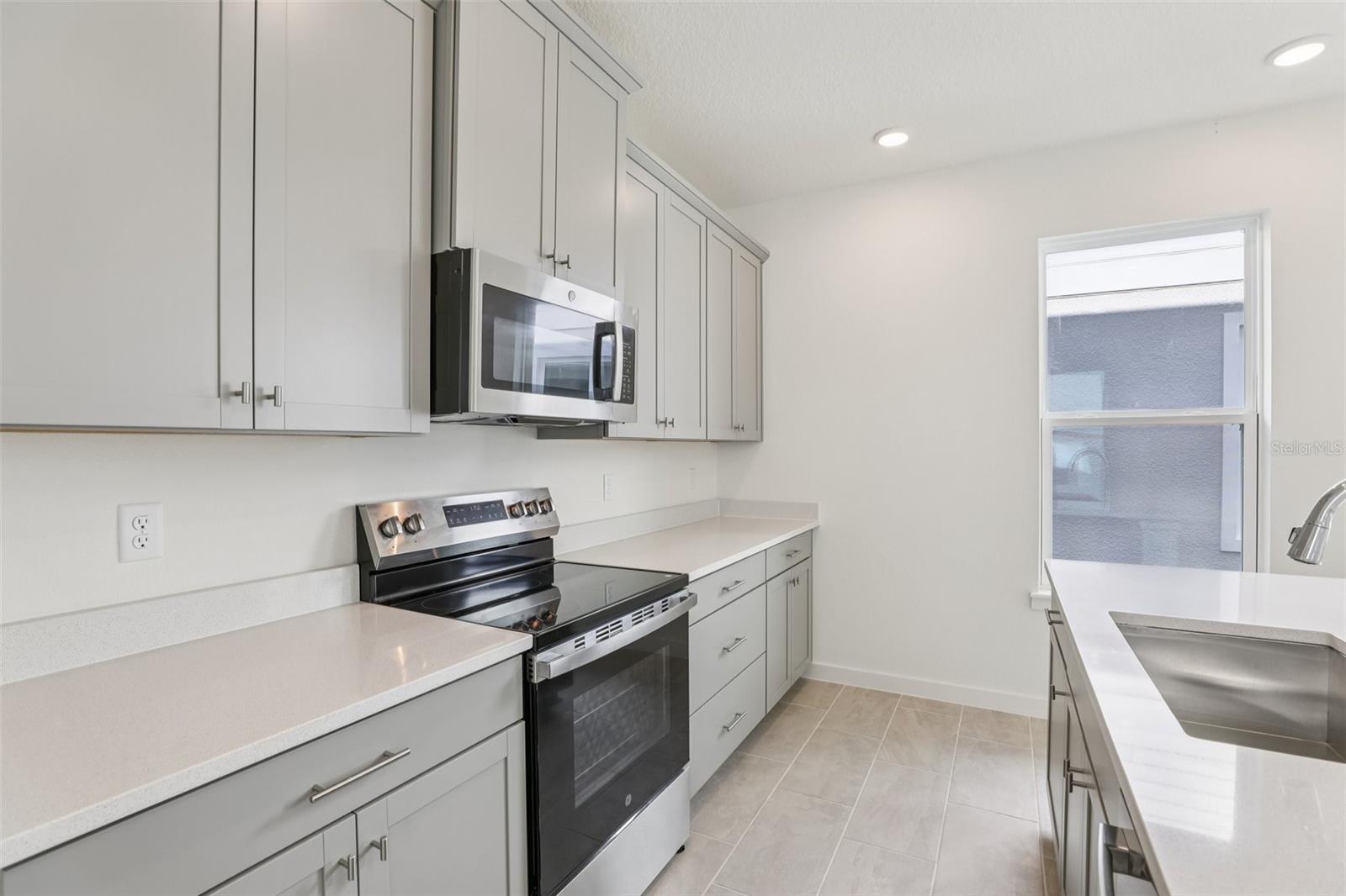 2055 Iorio St Property Photo 15