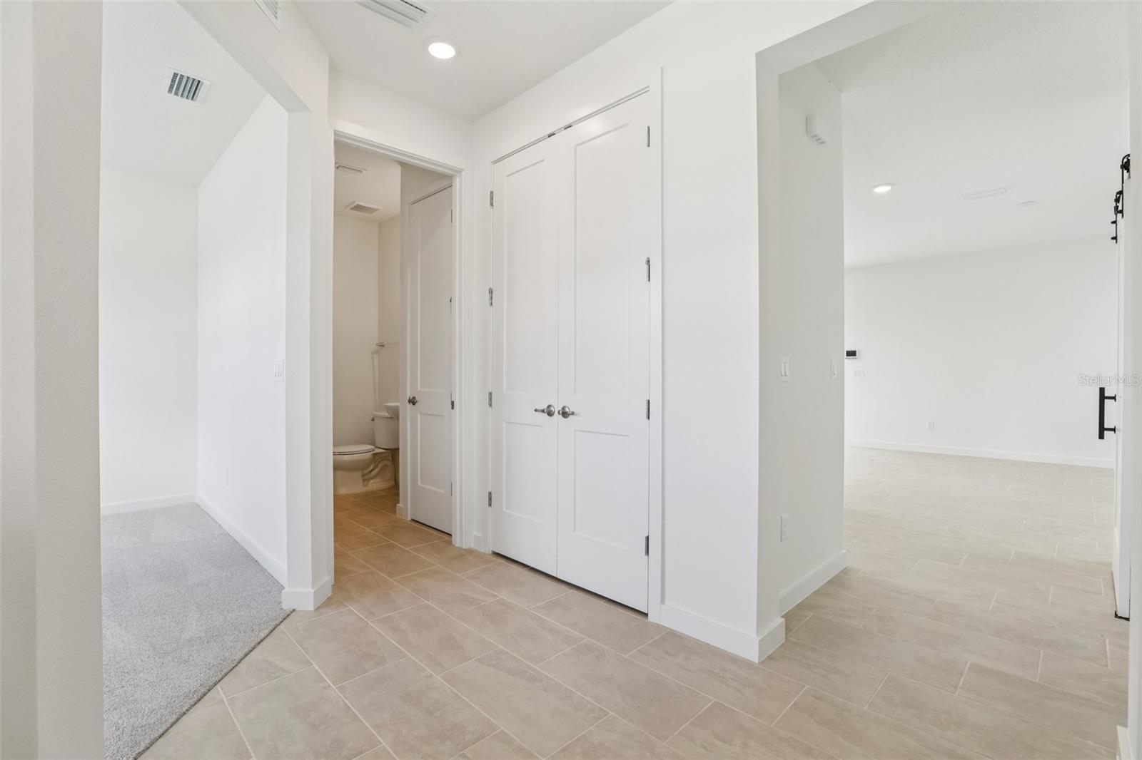2055 Iorio St Property Photo 16