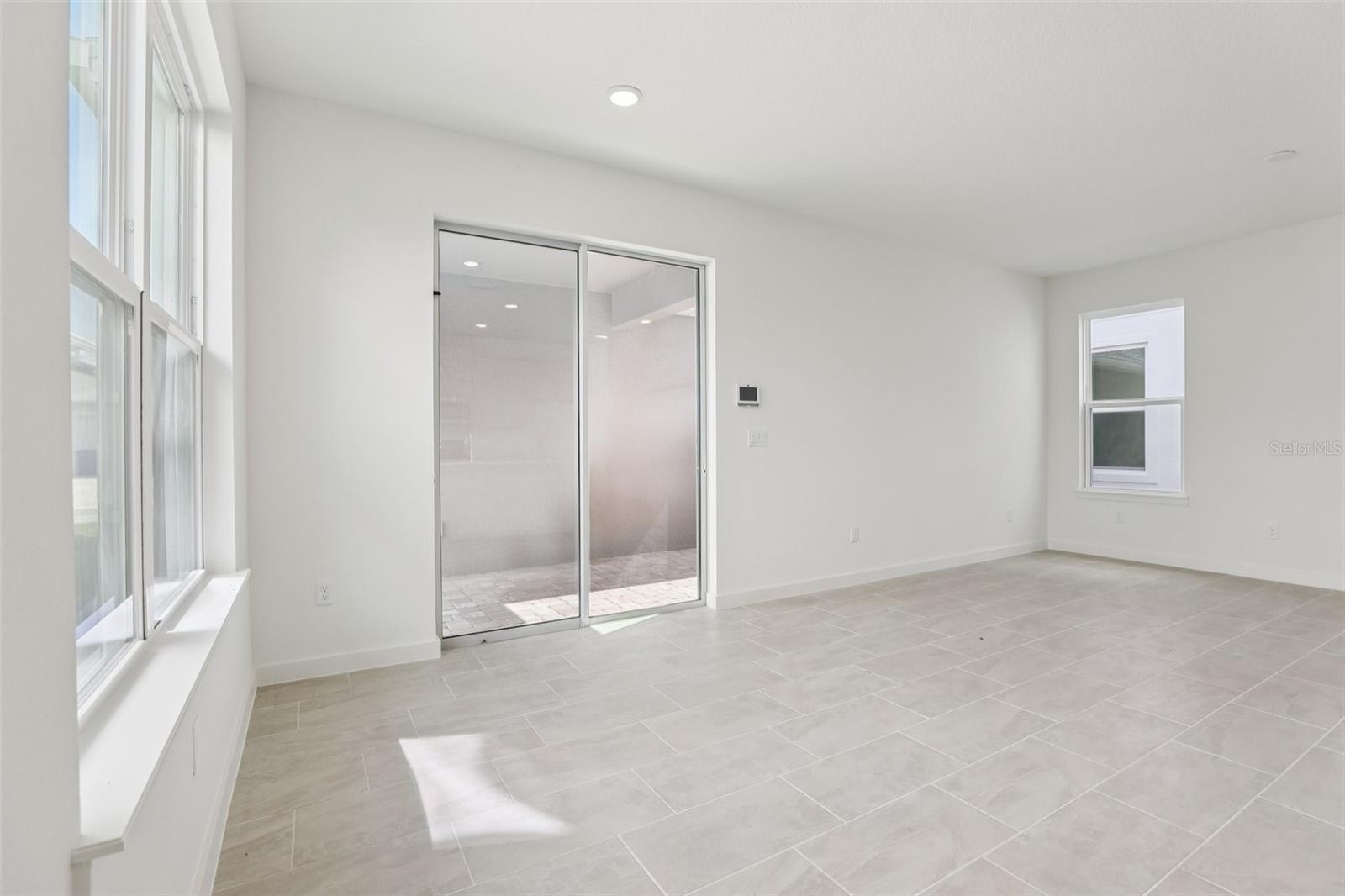 2055 Iorio St Property Photo 17