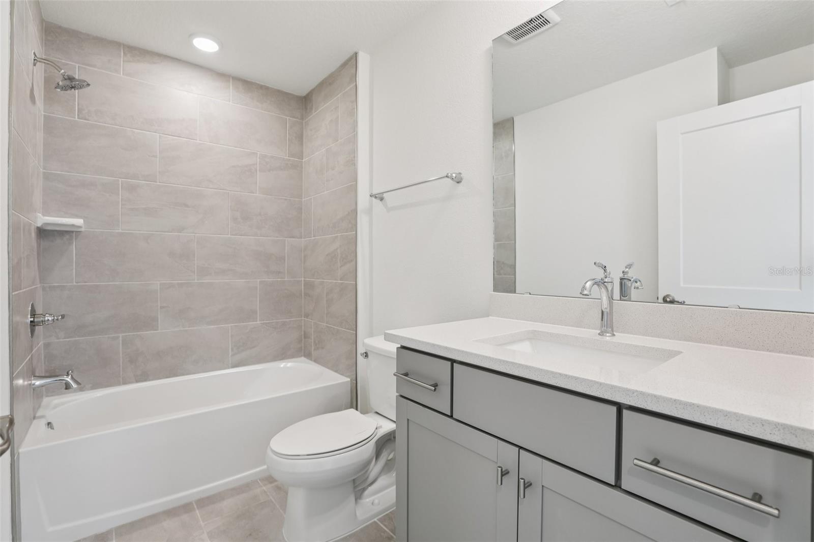 2055 Iorio St Property Photo 26