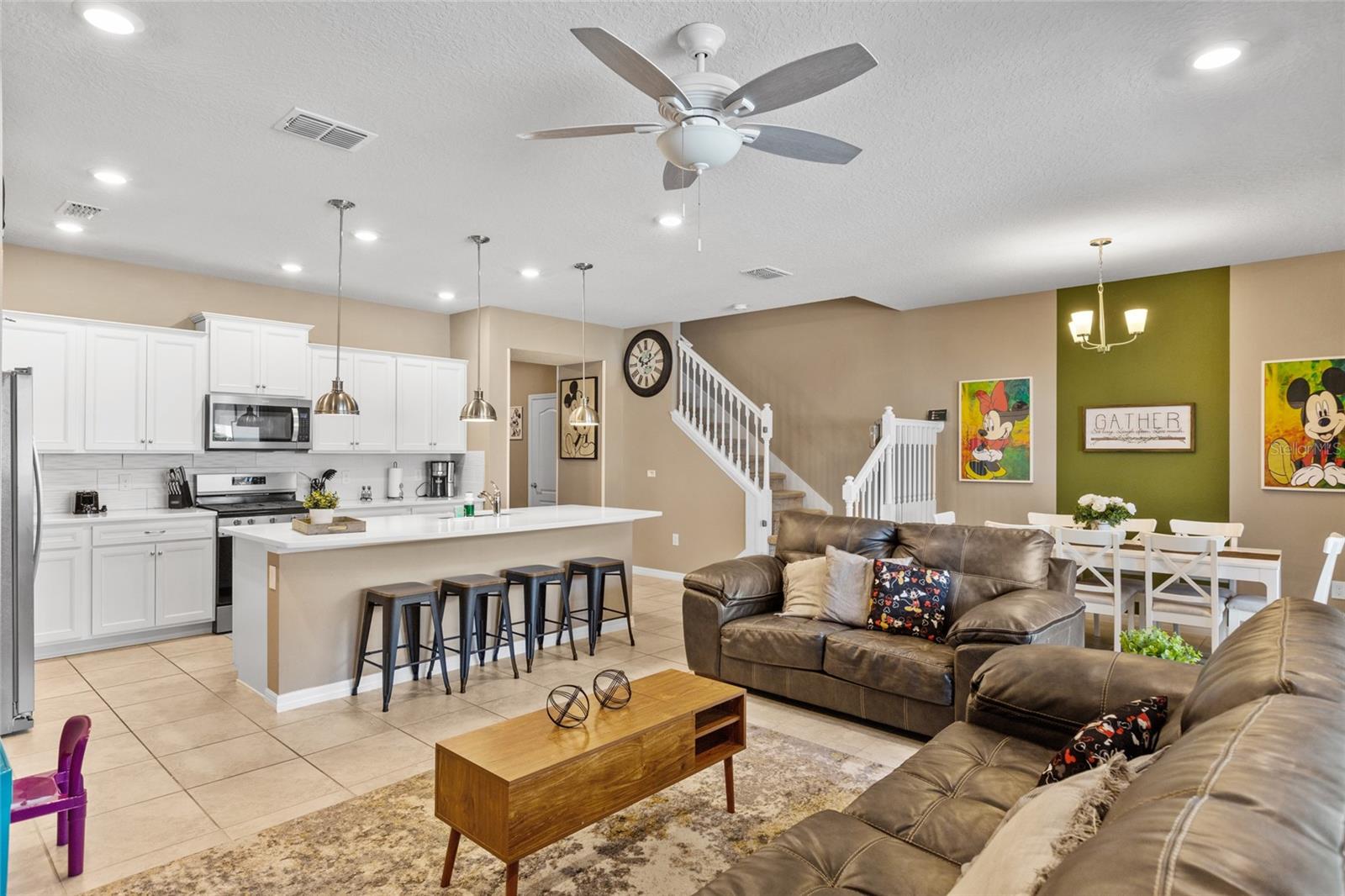 7160 Oakmoss Loop Property Photo 12