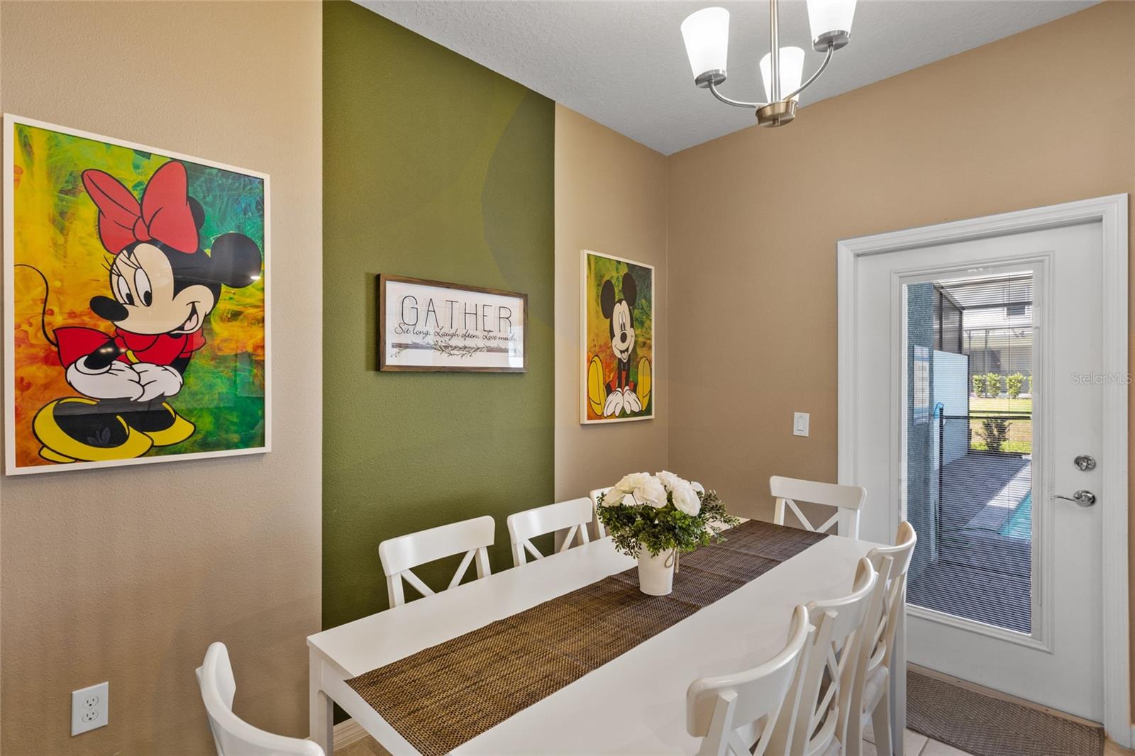 7160 Oakmoss Loop Property Photo 13