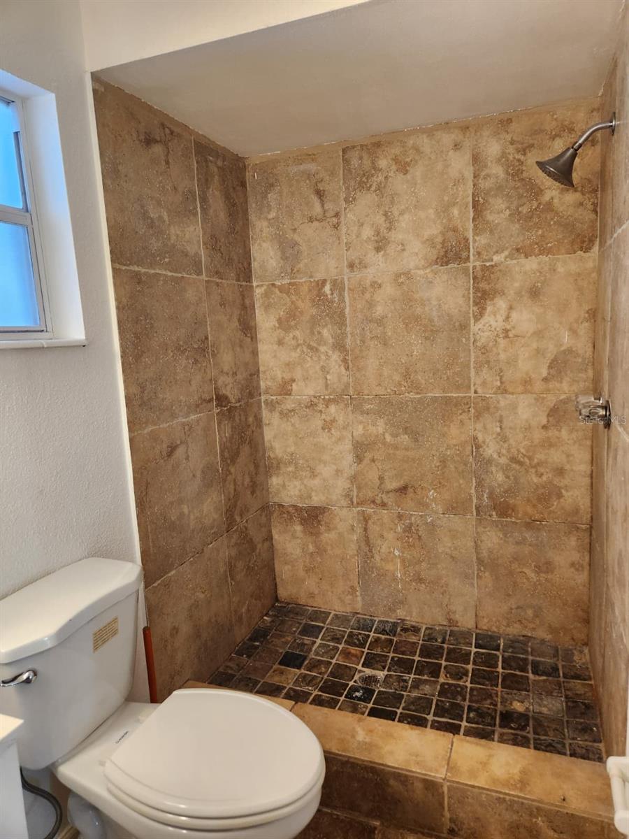 800 Diane Cir Property Photo 18