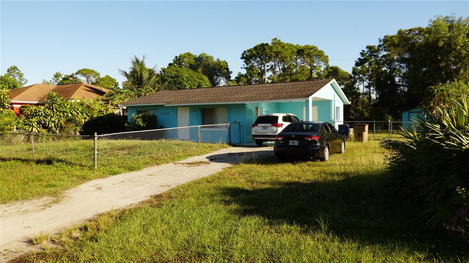5106 Lee Cir S Property Photo 3