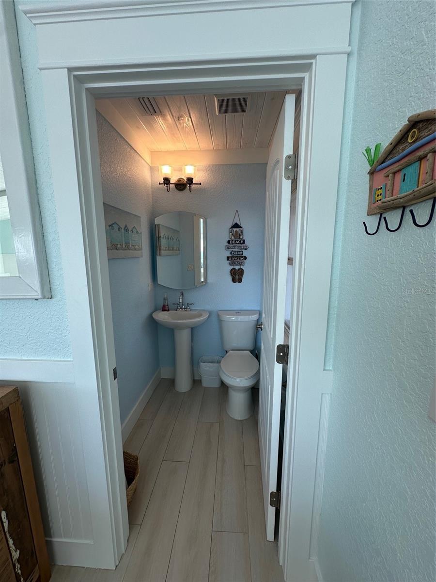 5 Park Ave Property Photo 24