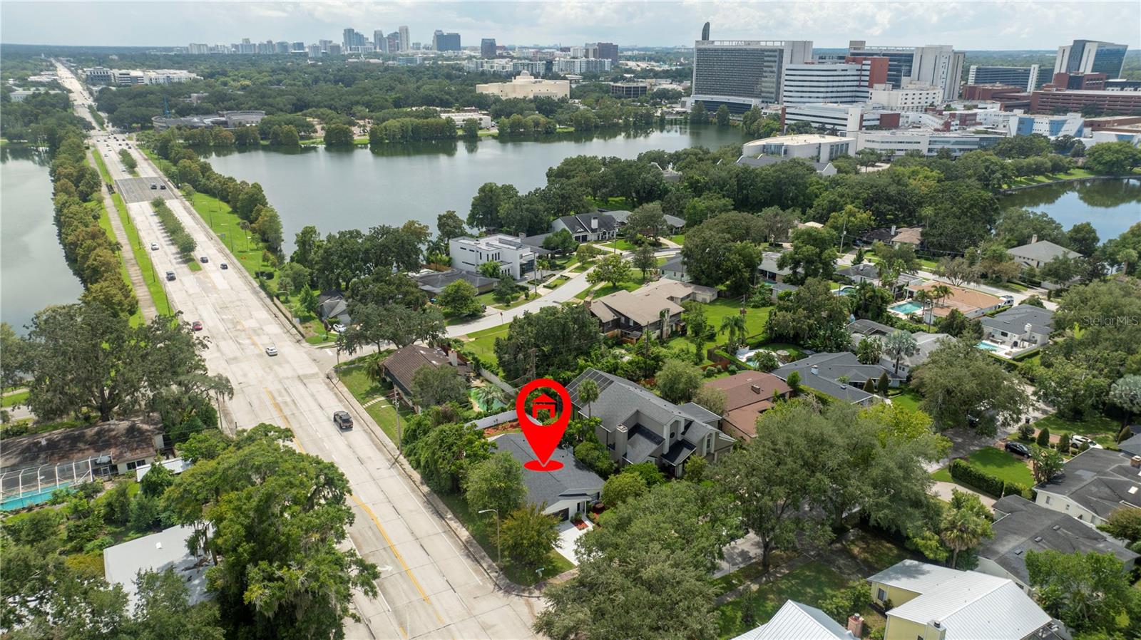 1124 Munster St Property Photo 4