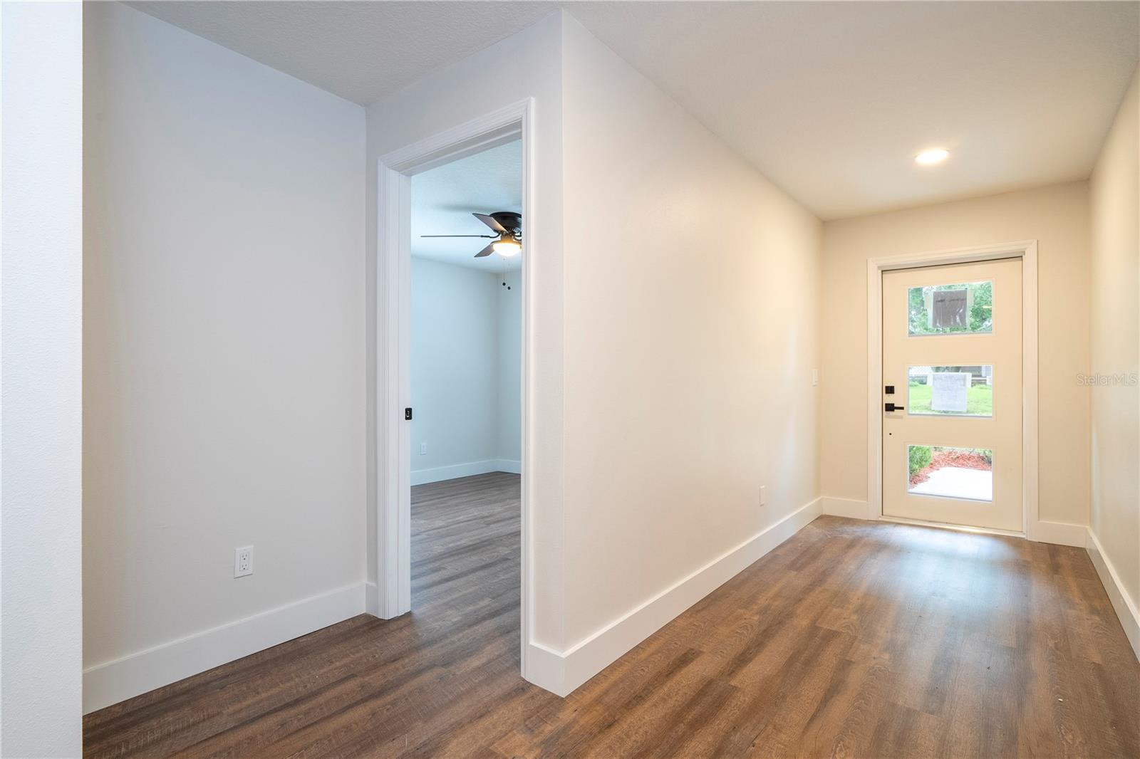 1124 Munster St Property Photo 15
