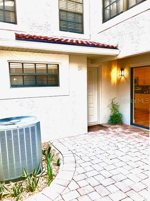 8214 Ambrose Cove Way Property Photo 6