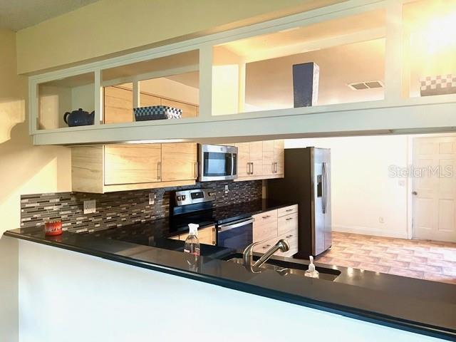 8214 Ambrose Cove Way Property Photo 6