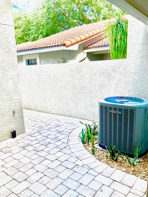 8214 Ambrose Cove Way Property Photo 7