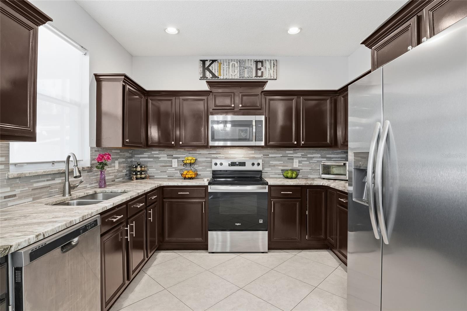 930 Oak Chase Dr Property Photo 7