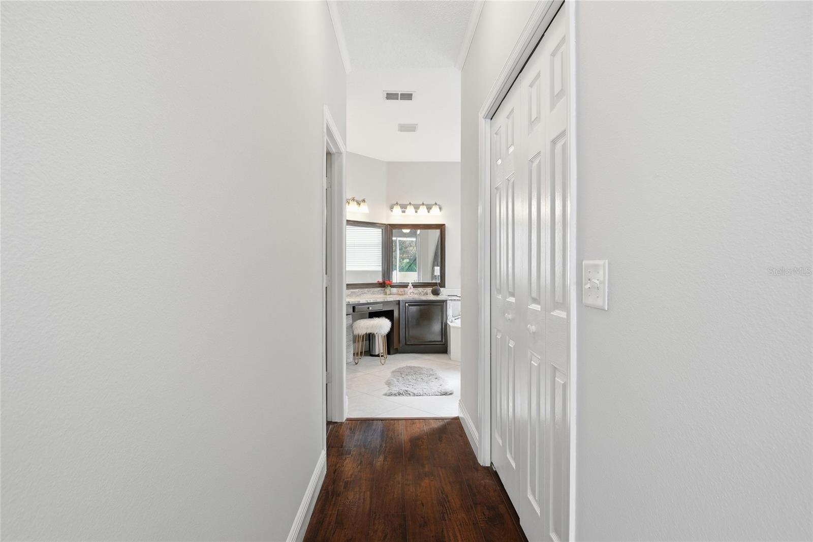 930 Oak Chase Dr Property Photo 13