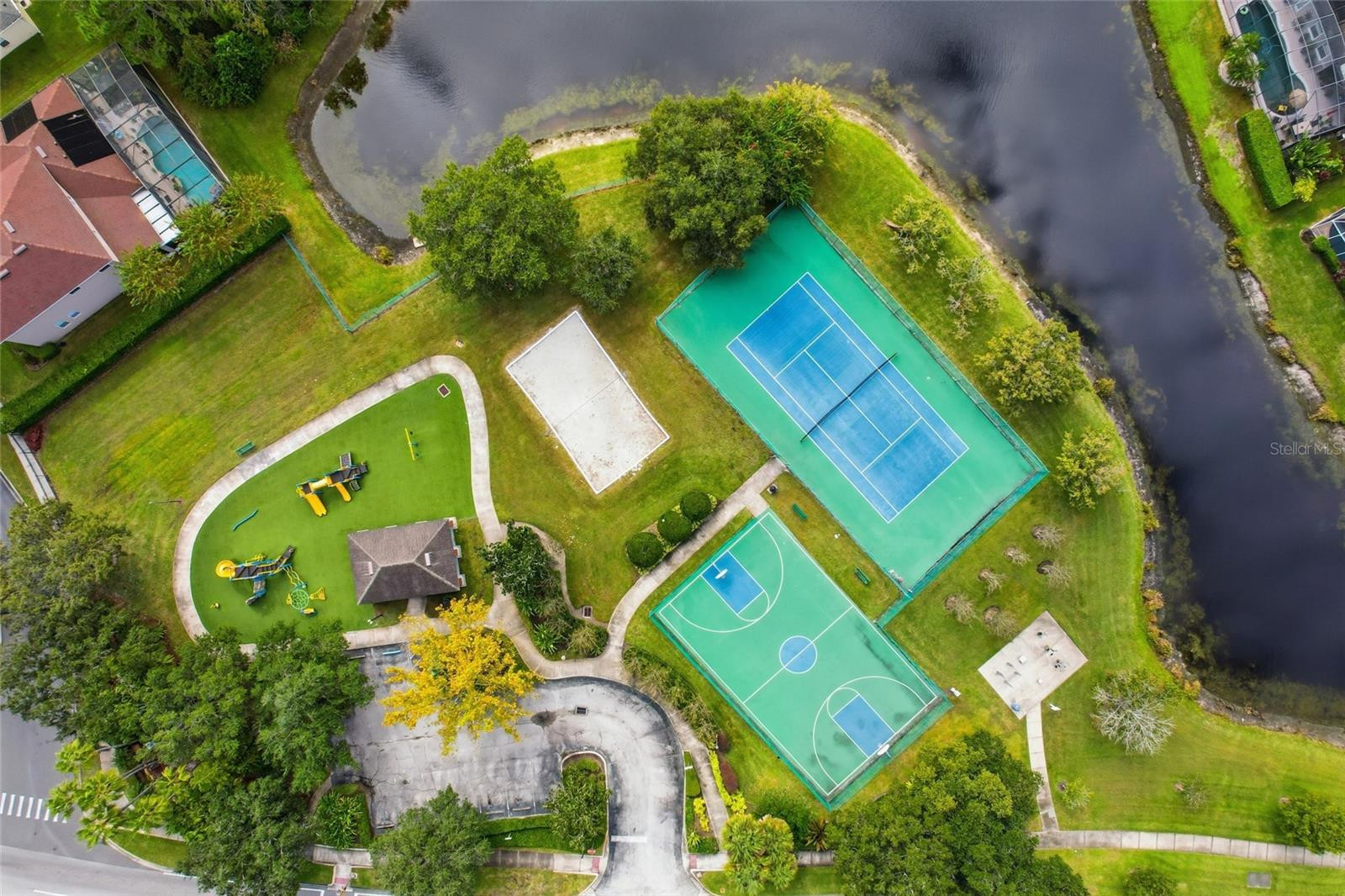 930 Oak Chase Dr Property Photo 34