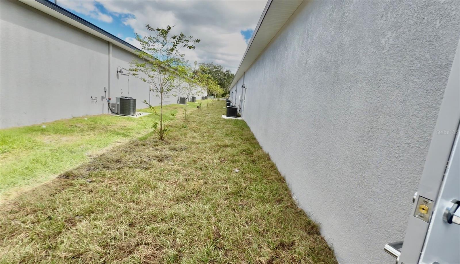 727 Tillman Pl #102 Property Photo 18