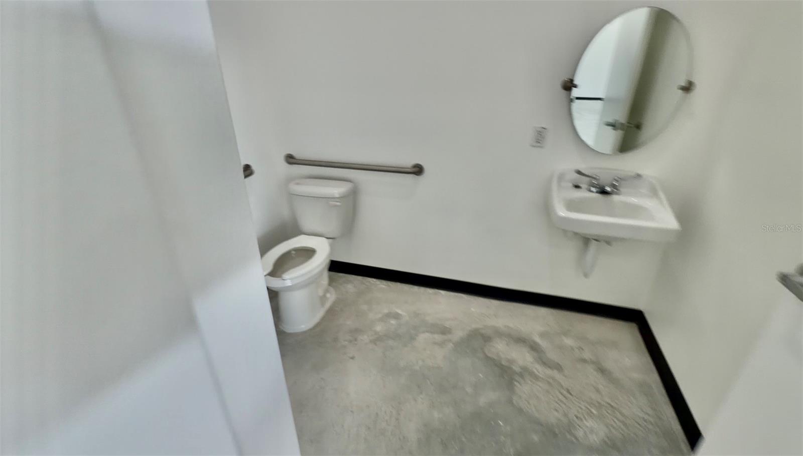 727 Tillman Pl #101 Property Photo 7