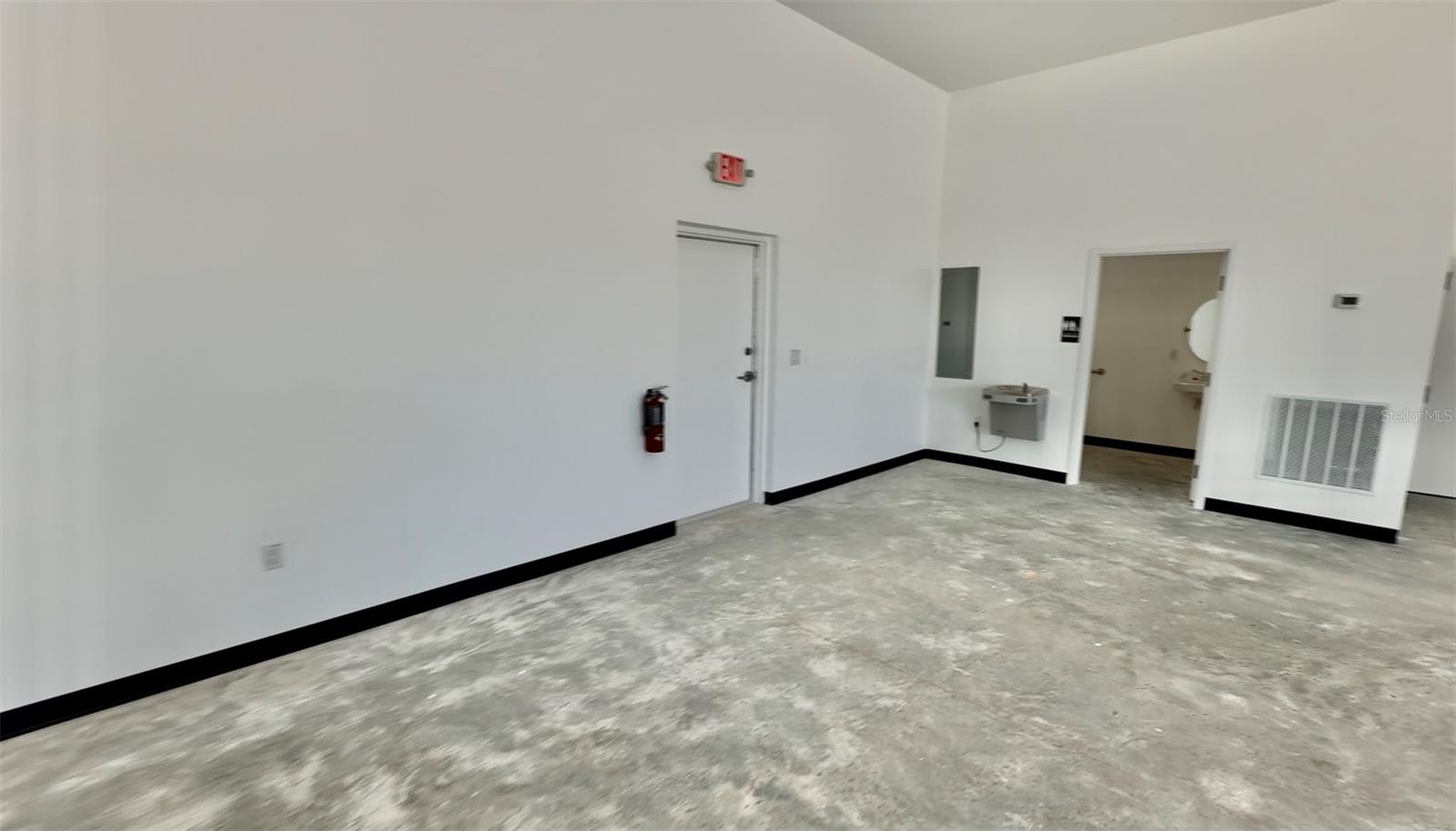 727 Tillman Pl #101 Property Photo 10