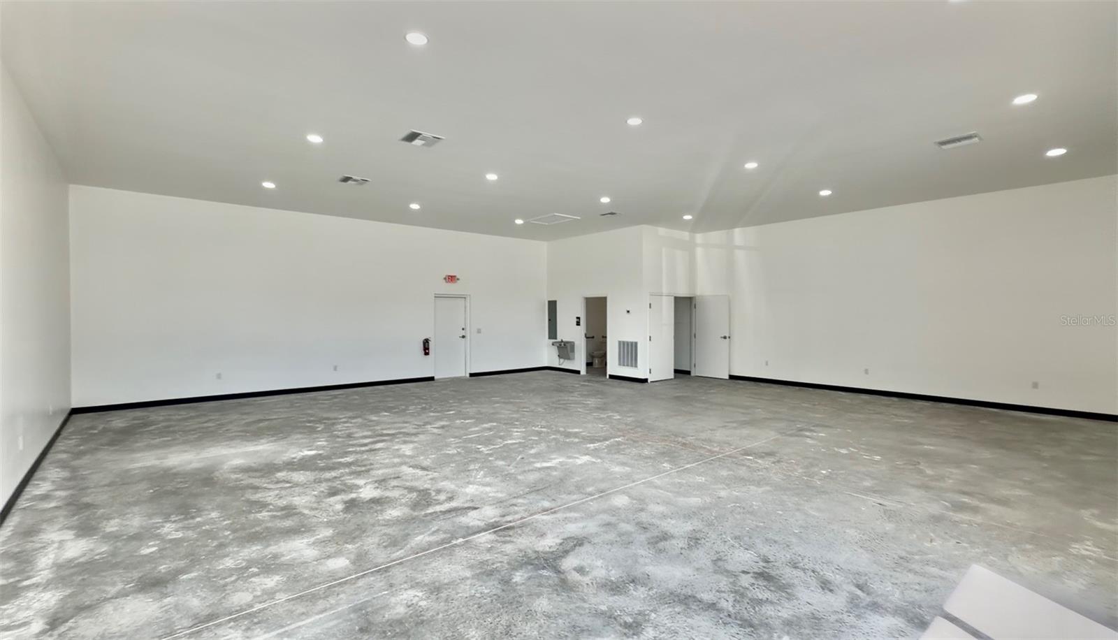 727 Tillman Pl #101 Property Photo 13