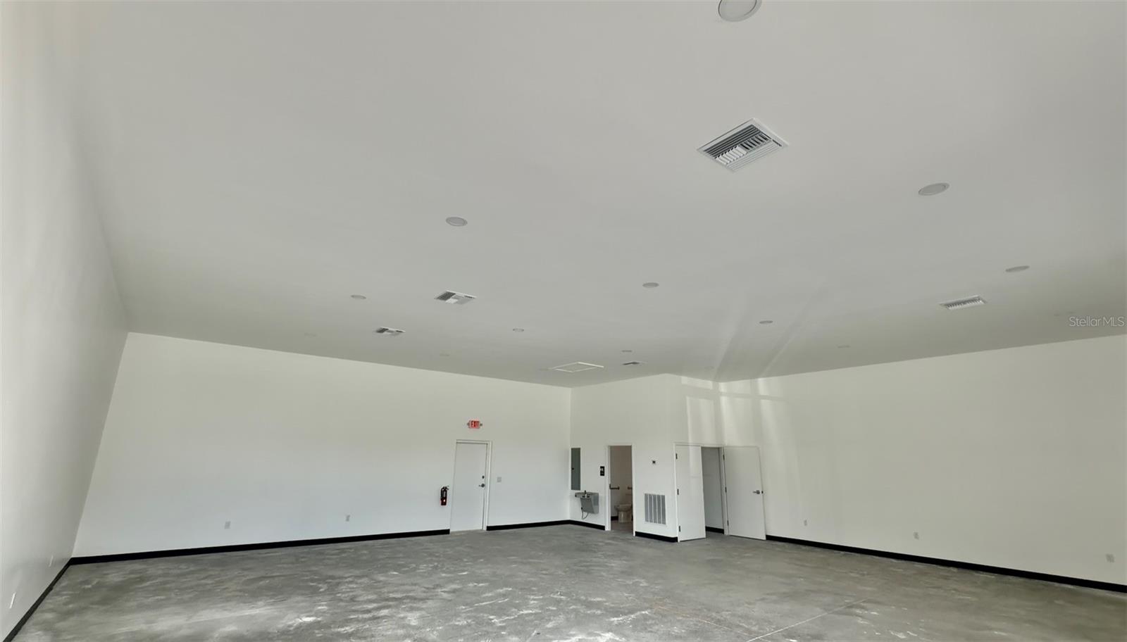 727 Tillman Pl #101 Property Photo 14