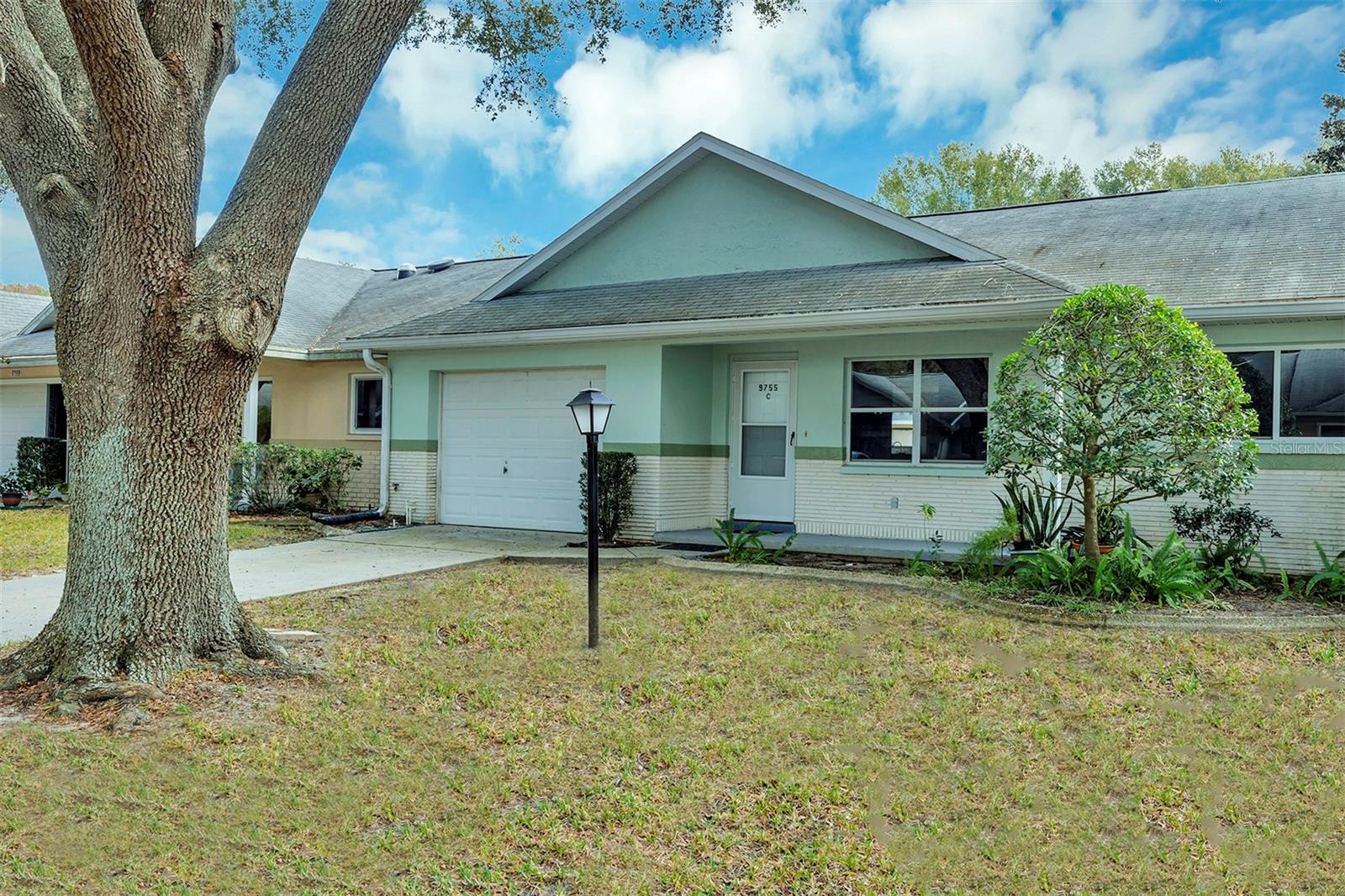 9755 Sw 94th Ter #c Property Photo 1