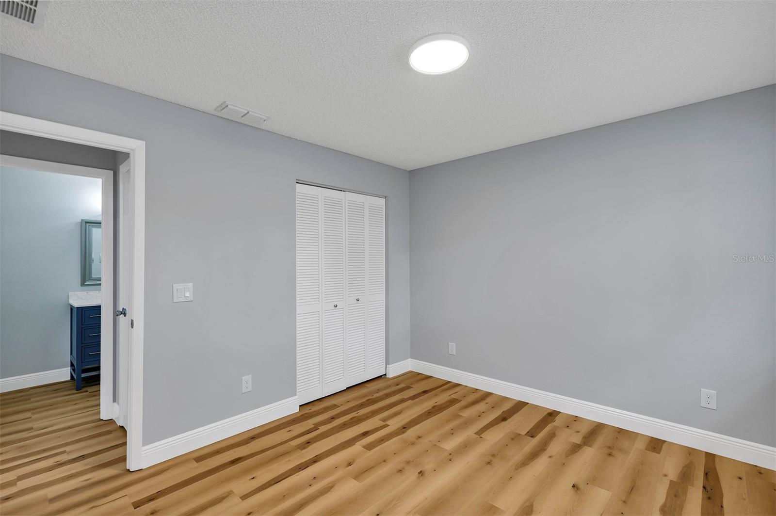 9755 Sw 94th Ter #c Property Photo 18