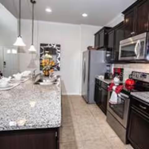 8956 Rhodes St Property Photo 4