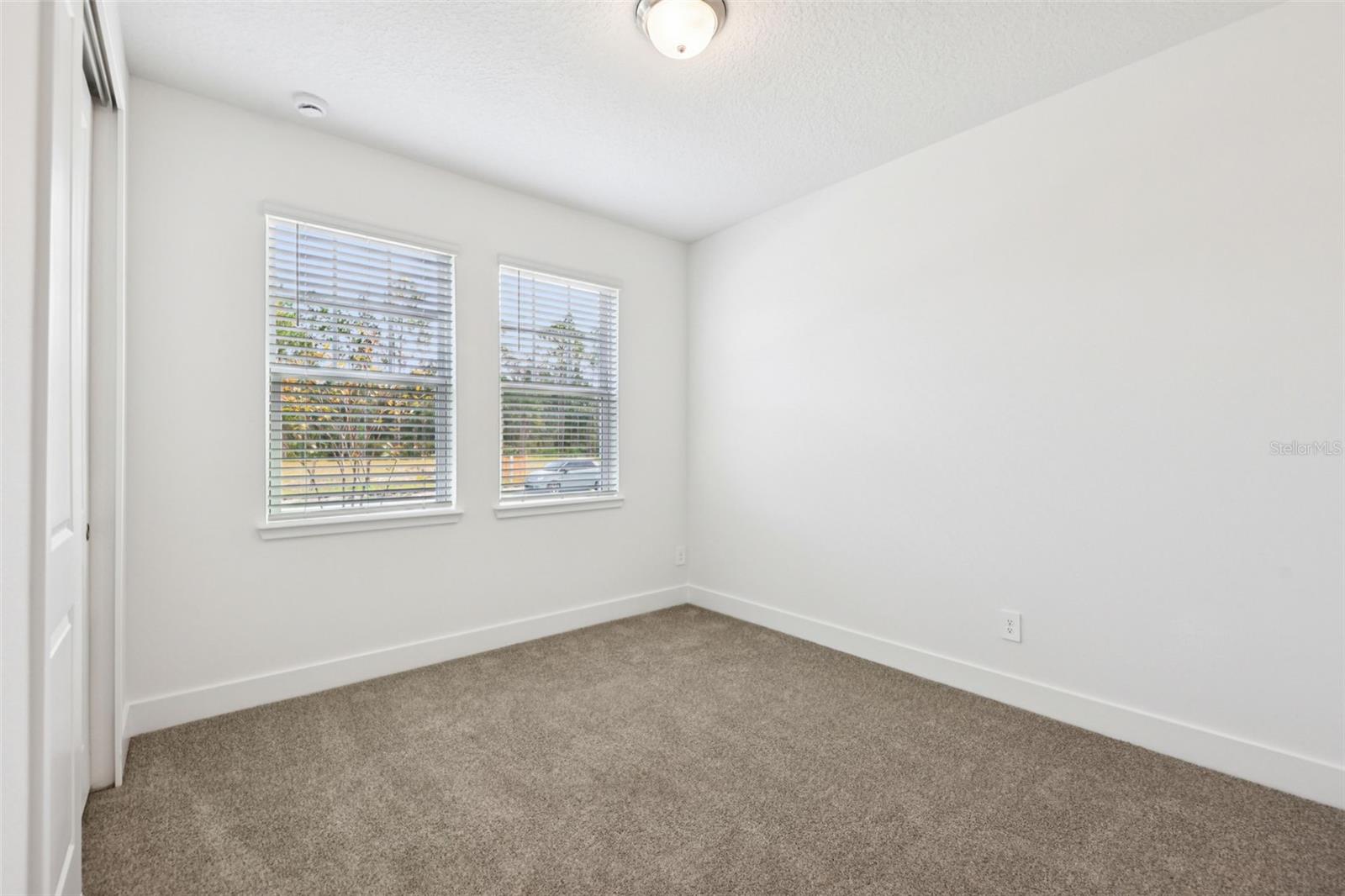 1340 Oakhaven Ave Property Photo 17