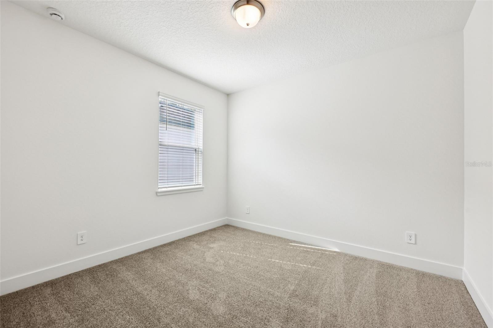 1340 Oakhaven Ave Property Photo 21