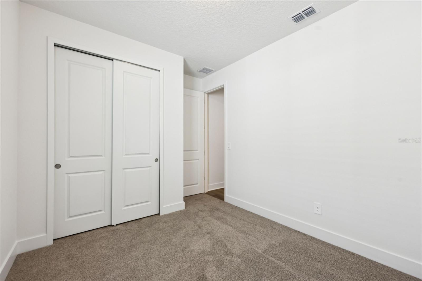 1340 Oakhaven Ave Property Photo 26