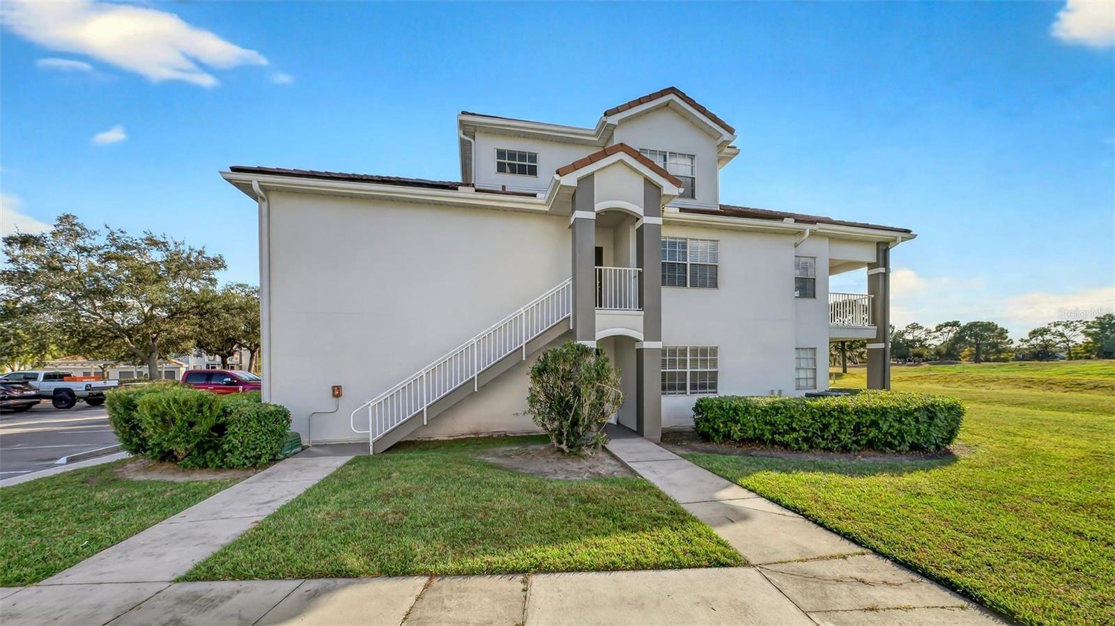13917 Fairway Island Dr #928 Property Photo 1