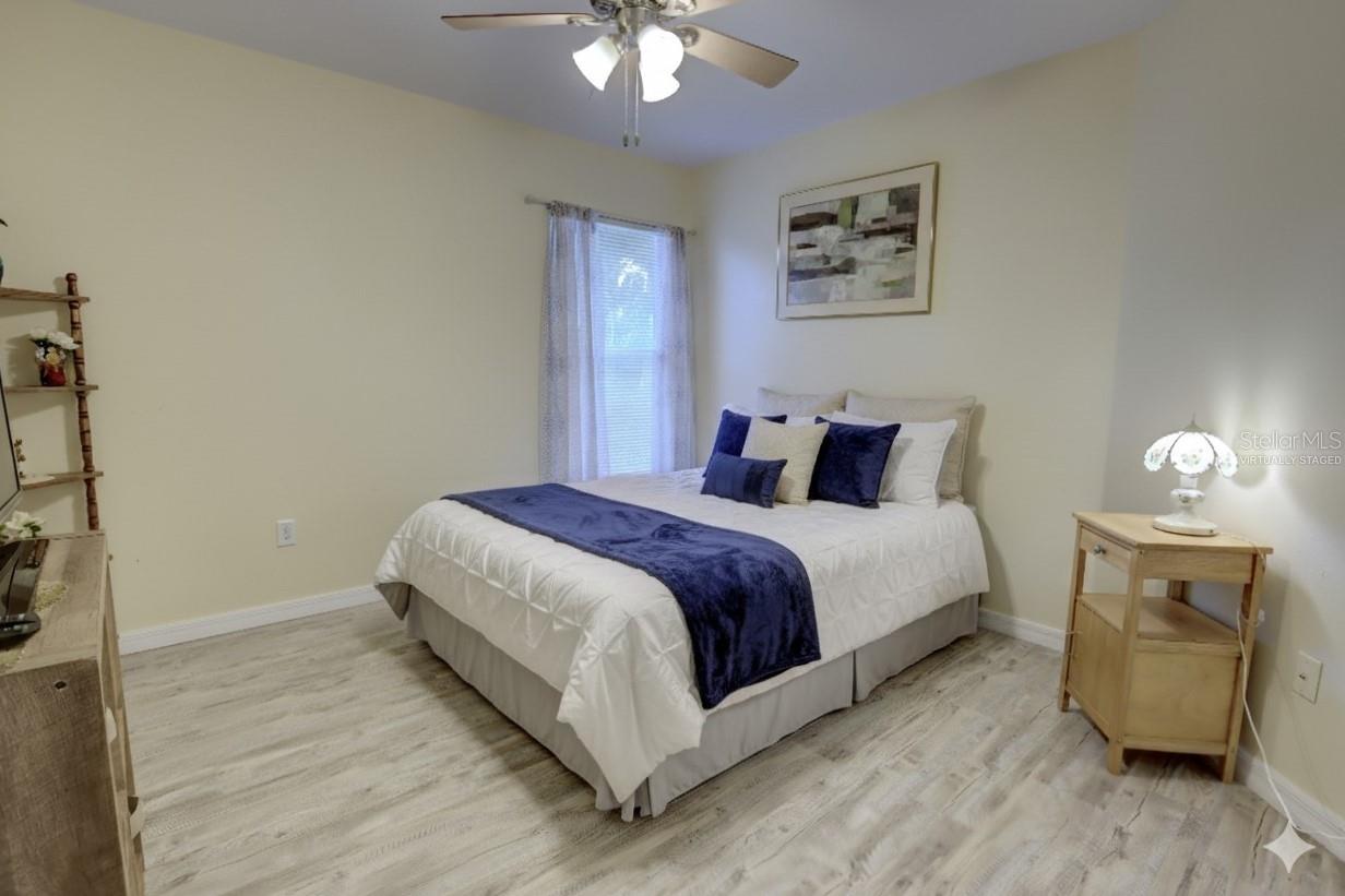 2722 Maywood St Property Photo 17