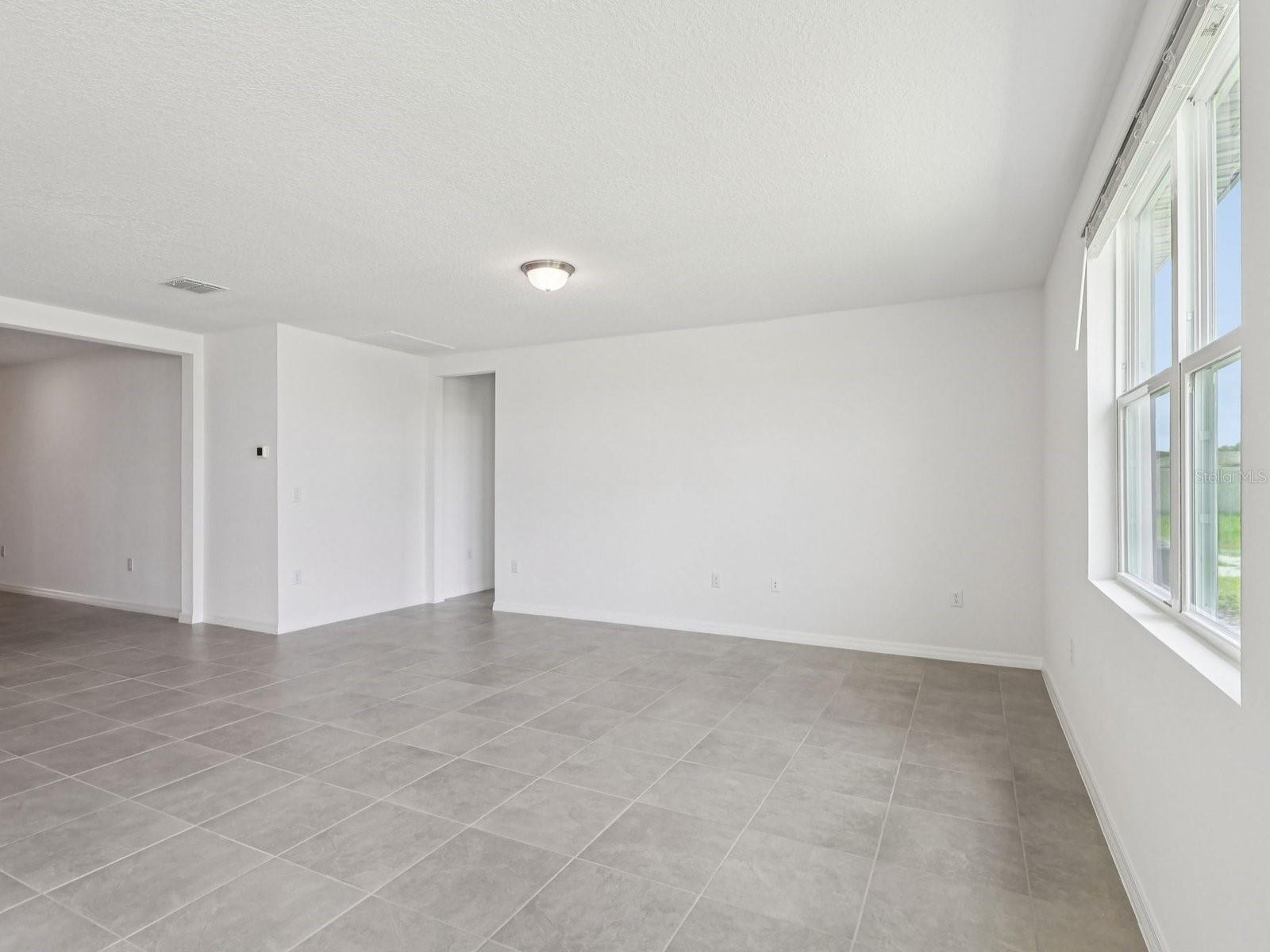 1646 Bark Ridge Dr Property Photo 6