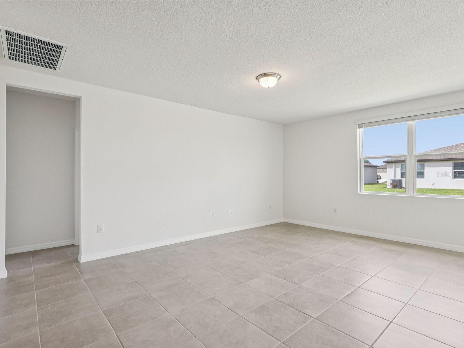 1646 Bark Ridge Dr Property Photo 7