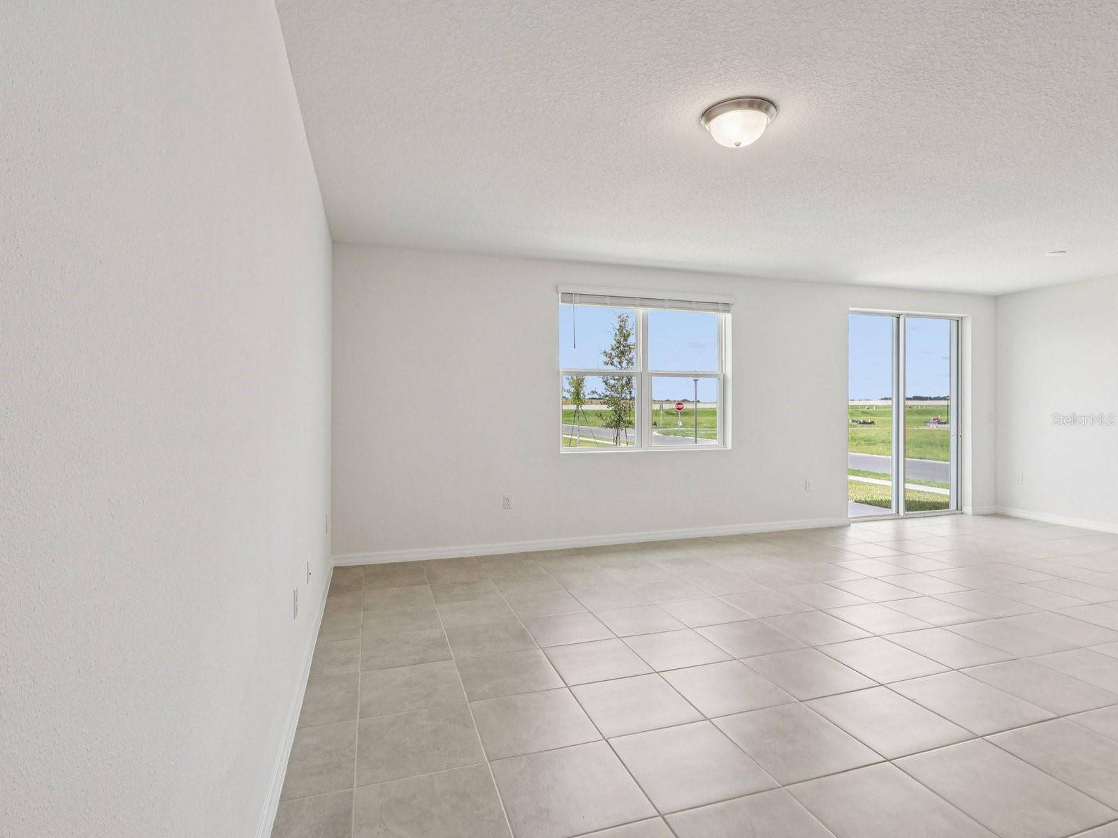 1646 Bark Ridge Dr Property Photo 8